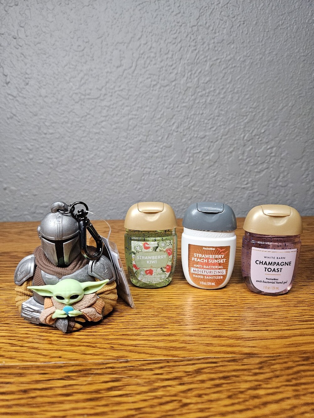 Grogu & The Mandalorian PocketBac Holder Bundle